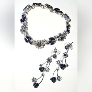 BLACK ROSE VINE EARRINGS & FLORAL DESIGN STRETCH BRACELET